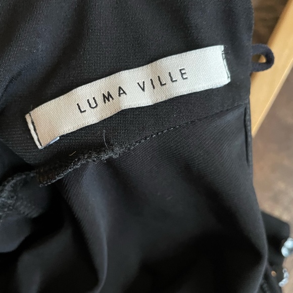 LUMA VILLE French Front Slit Longsleeve Turtleneck Small - Picture 3 of 6